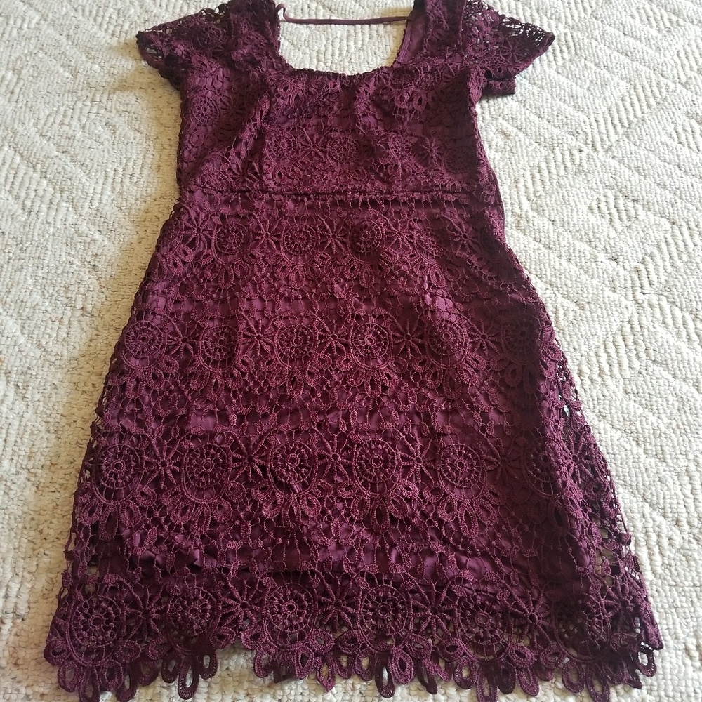Maroon Hollister lace dress small NWOT